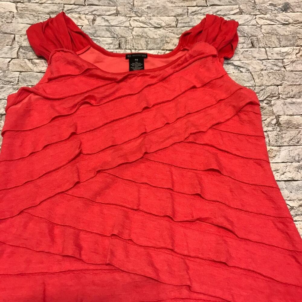 Ladies New Directions Petite Medium Top